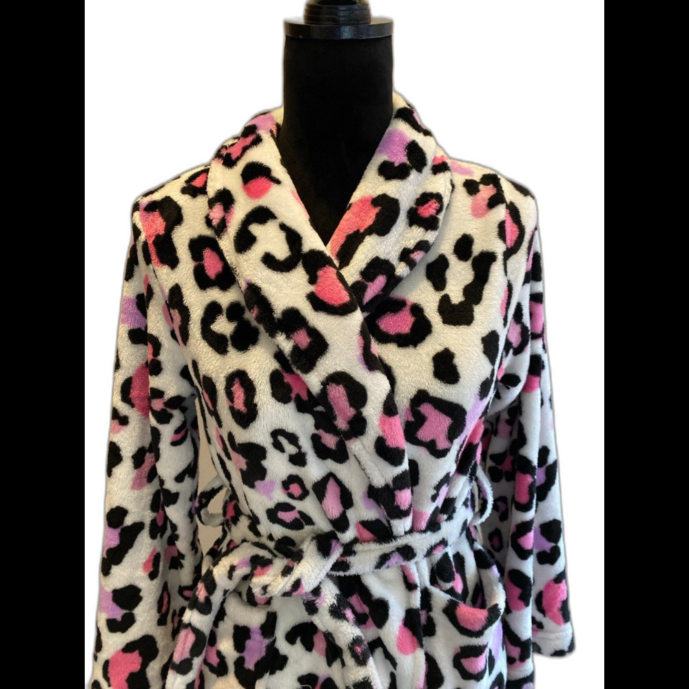 Girls Robe Leopard Pink & Purple Print Size 14 to 16 Super Soft Has Pockets!‎